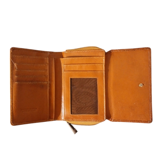 Valentina Wallet - Picture 7 of 12